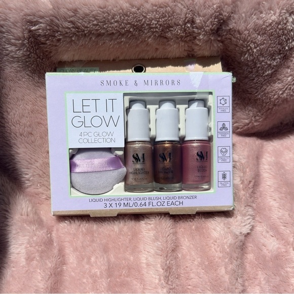Smoke & Mirrors Other - ✨ NEW! Let It Glow Liquid Highlighter + Blush + Bronzer Set w/ Puff | Gifts